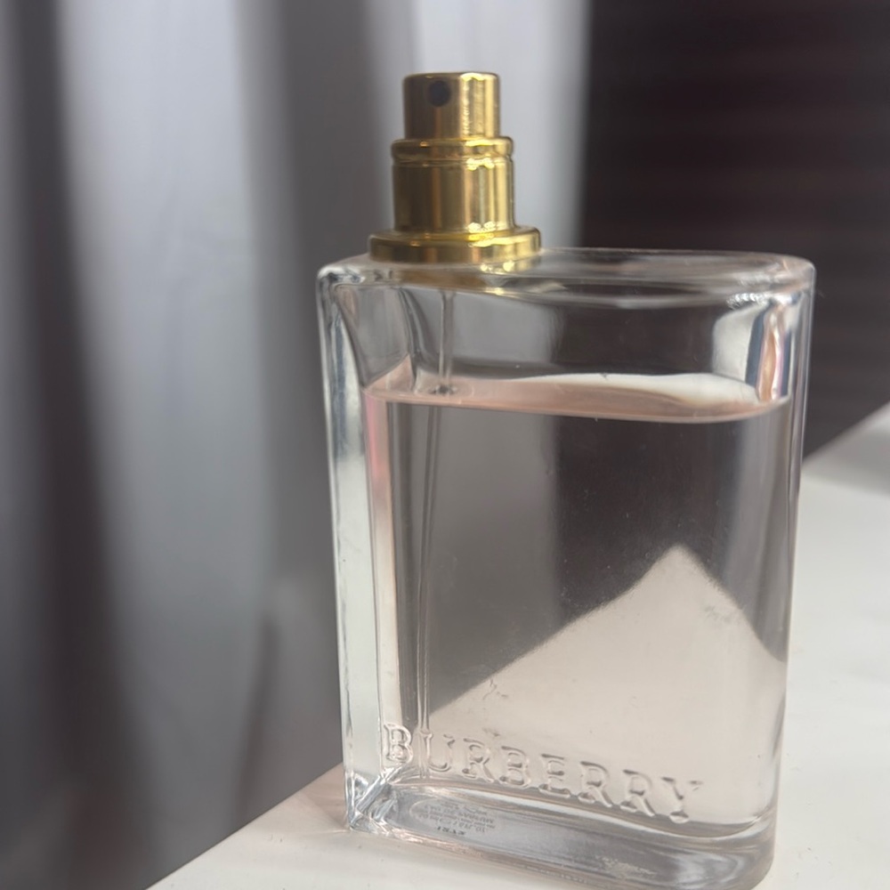 Burberry Her Perfume